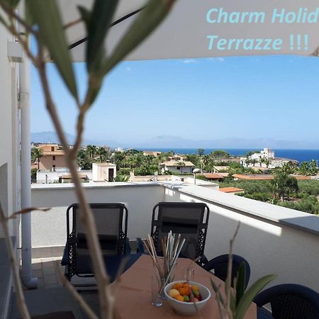 Charm Holiday Terrasini Bagian luar foto