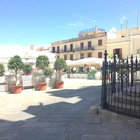 Charm Holiday Terrasini Bagian luar foto